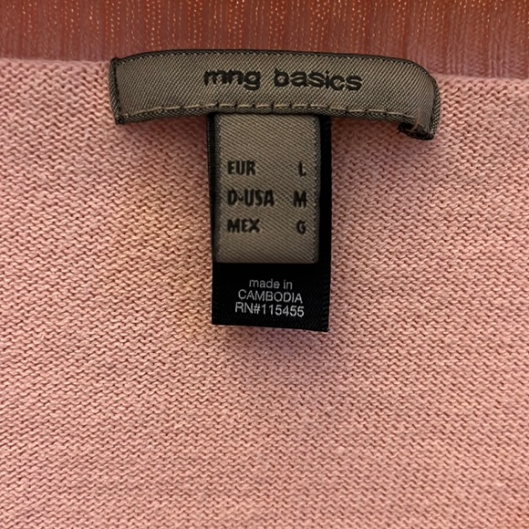 V-neck Cotton Sweater - Picture 9 of 10